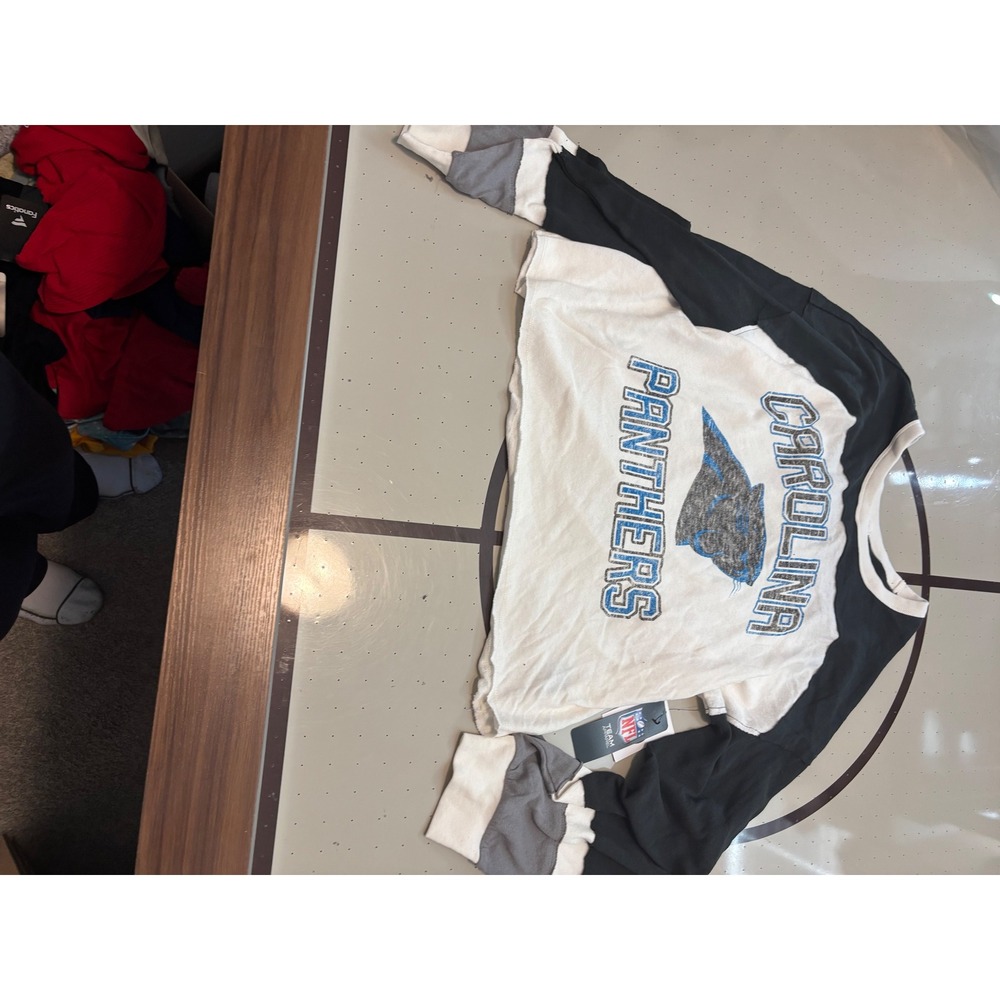 418 47 Brand Carolina Panthers NFL Womens XXL Cropped Sweatshirt Colorblock - Picture 2 of 6